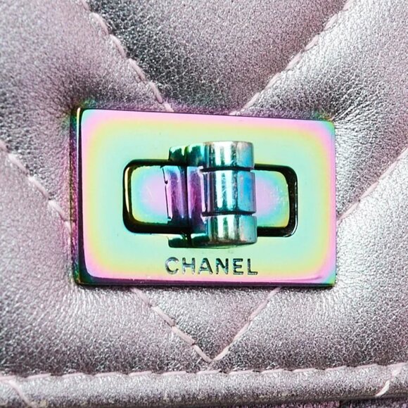 Chanel Purple Iridescent Quilted Lambskin Leather Reissue WOC Clutch Bag - Picture 10 of 10
